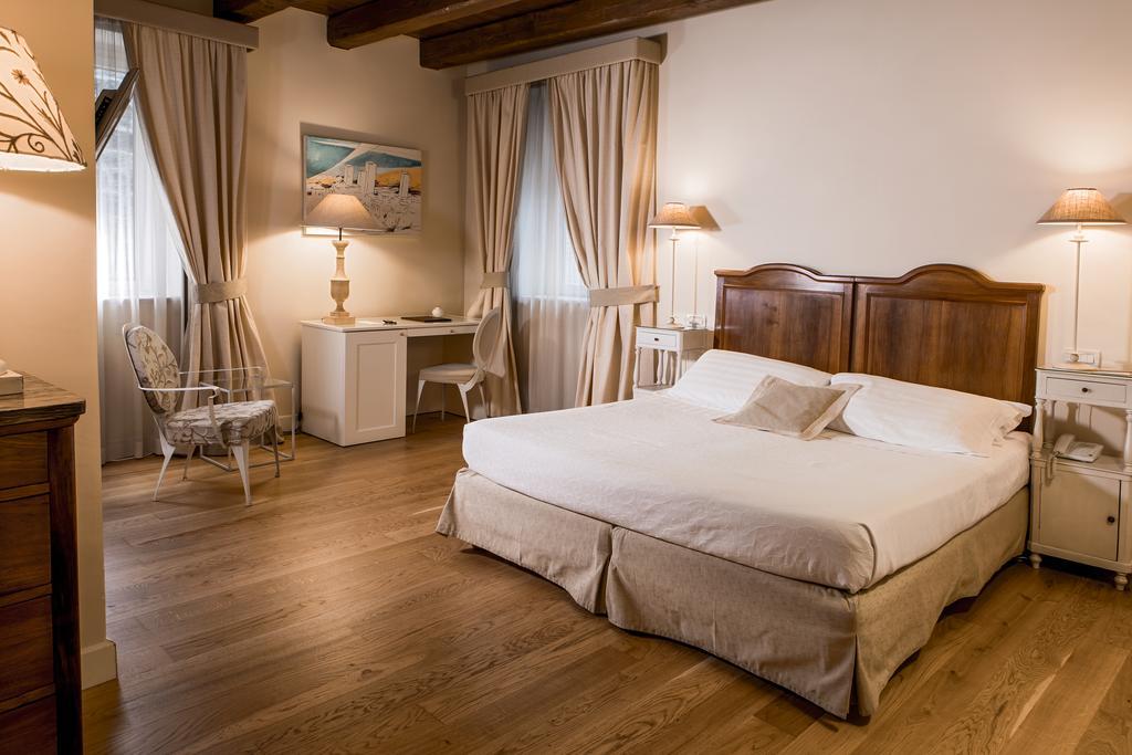 אסקולי פיצ'נו Hotel & Residenza 100 Torri מראה חיצוני תמונה